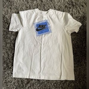 Used Nike Tee Men Size Medium
